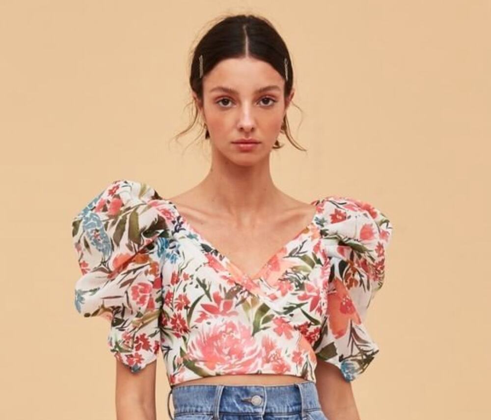C/meo Collective Womens Size 6 (Medium) White Floral Digress Cropped Top